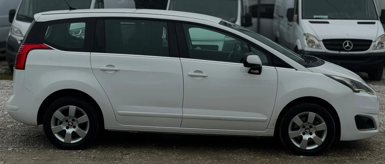 Peugeot 5008 1.6HDI/120/АВТОМАТ/7МЕСТА - изображение 4