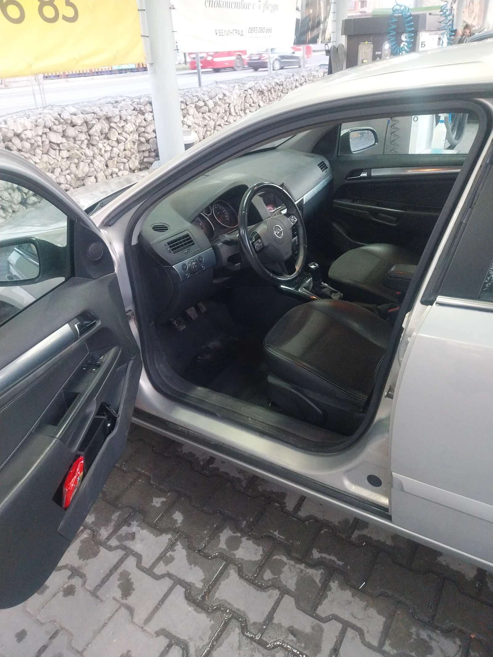 Opel Astra 1.7 cdti Cosmo, снимка 14 - Автомобили и джипове - 53638390