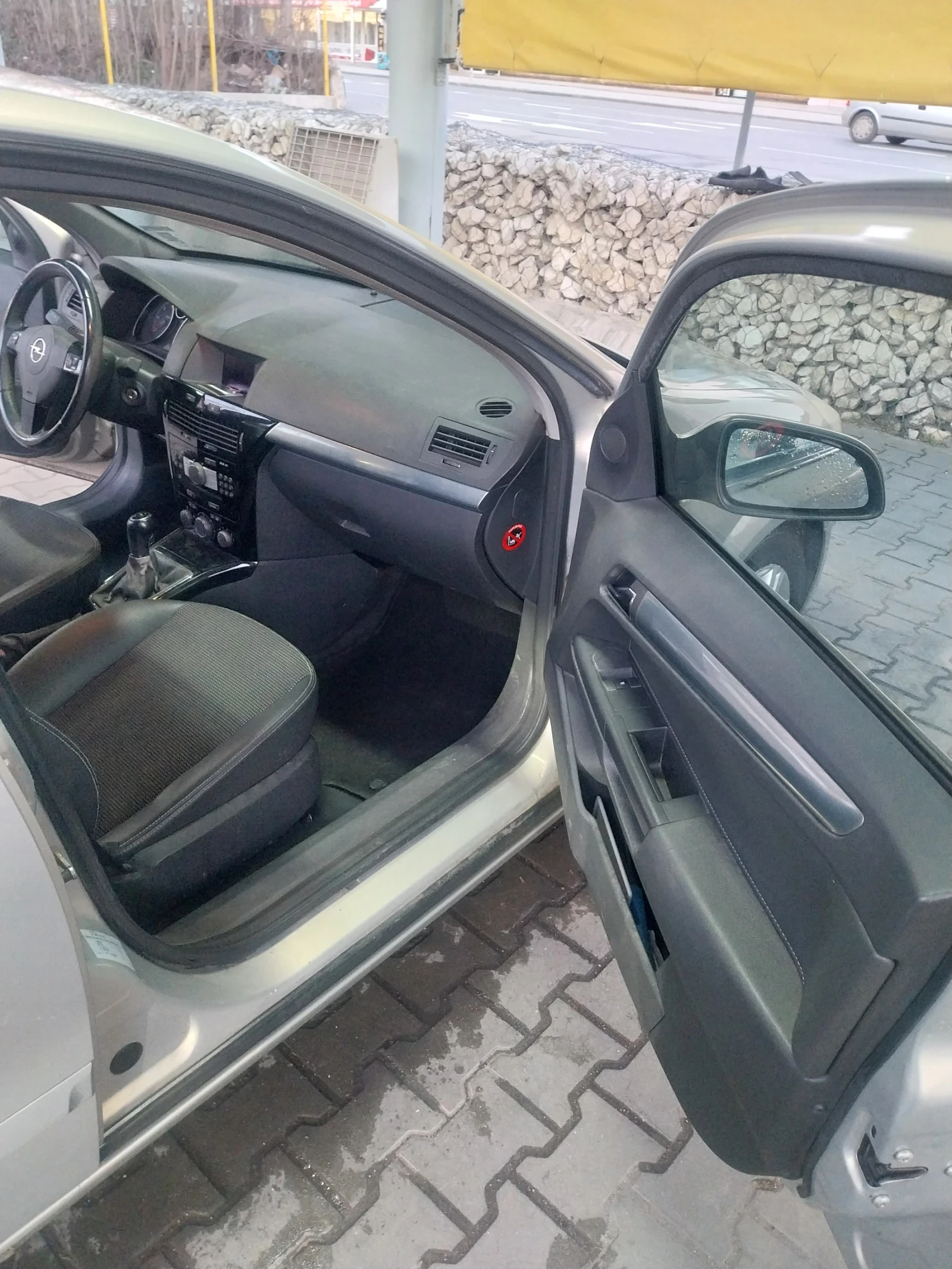 Opel Astra 1.7 cdti Cosmo, снимка 5 - Автомобили и джипове - 53638390