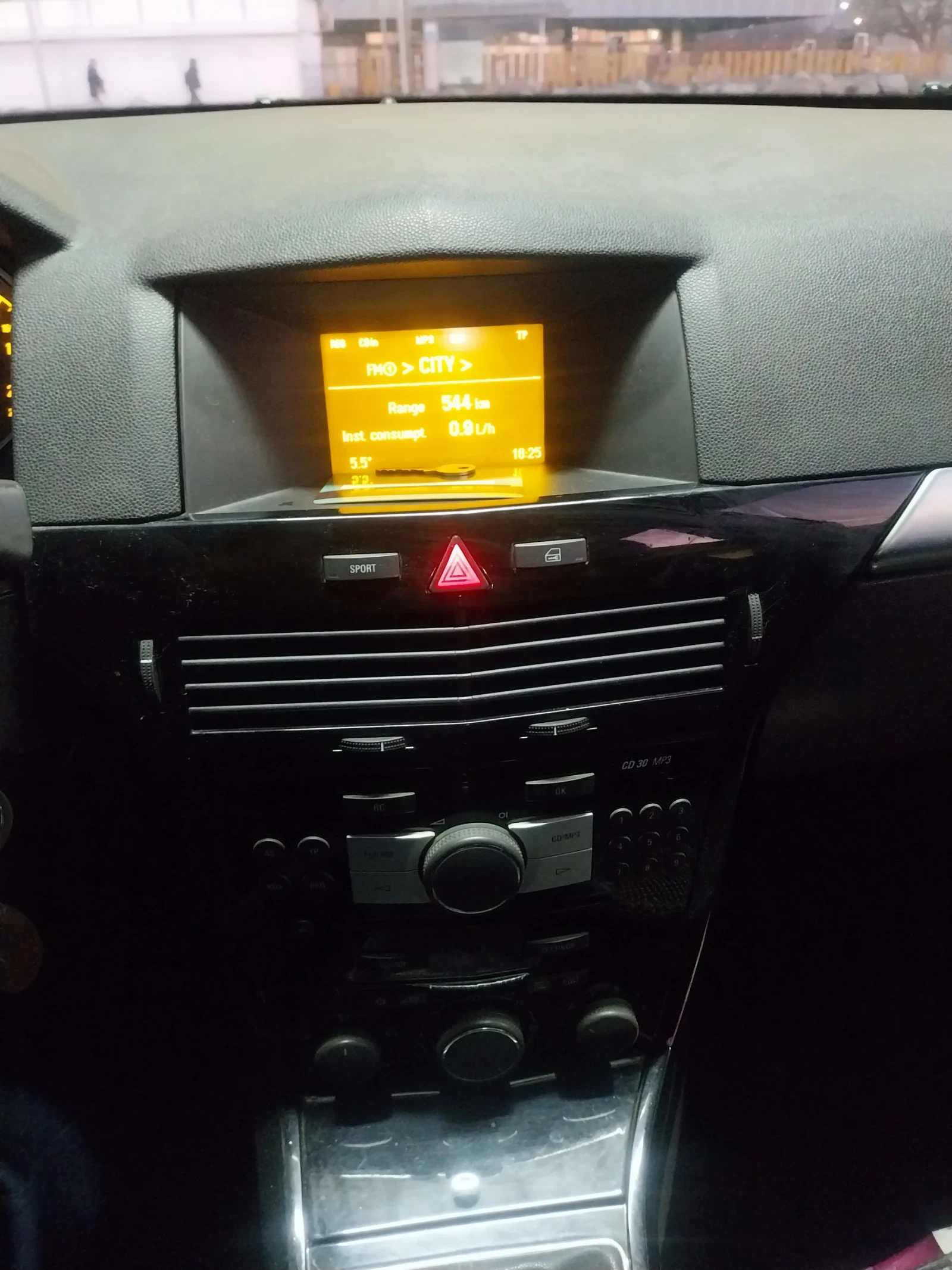 Opel Astra 1.7 cdti Cosmo, снимка 12 - Автомобили и джипове - 53638390