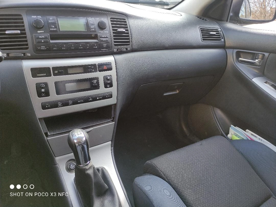 Toyota Corolla VVT-I - изображение 7