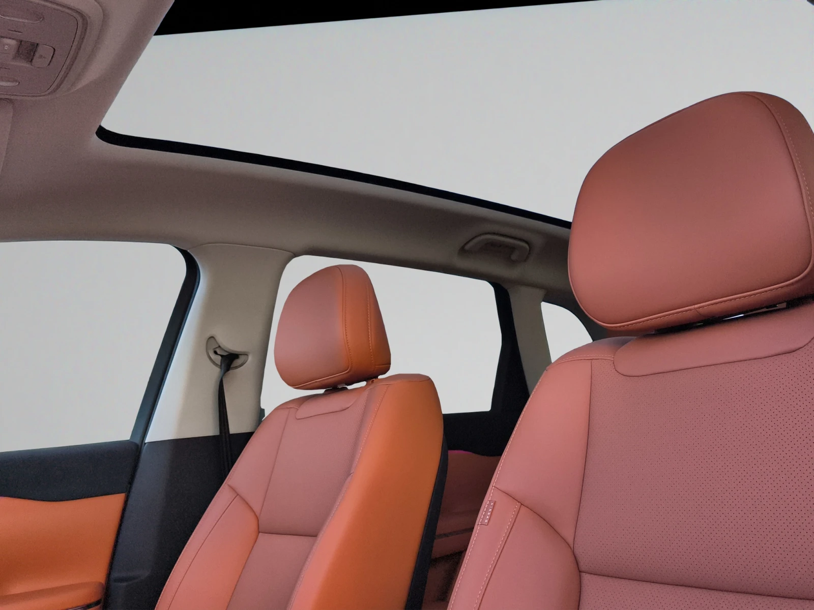 Leapmotor C10 DESIGN REEV 158kW 28, 4kWh//2507969, снимка 13 - Автомобили и джипове - 53827010