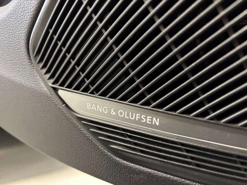 Audi A4 * Technik| QUATTRO| S LINE| MANUAL| CLUSTERNAV| AM, снимка 6 - Автомобили и джипове - 53849373