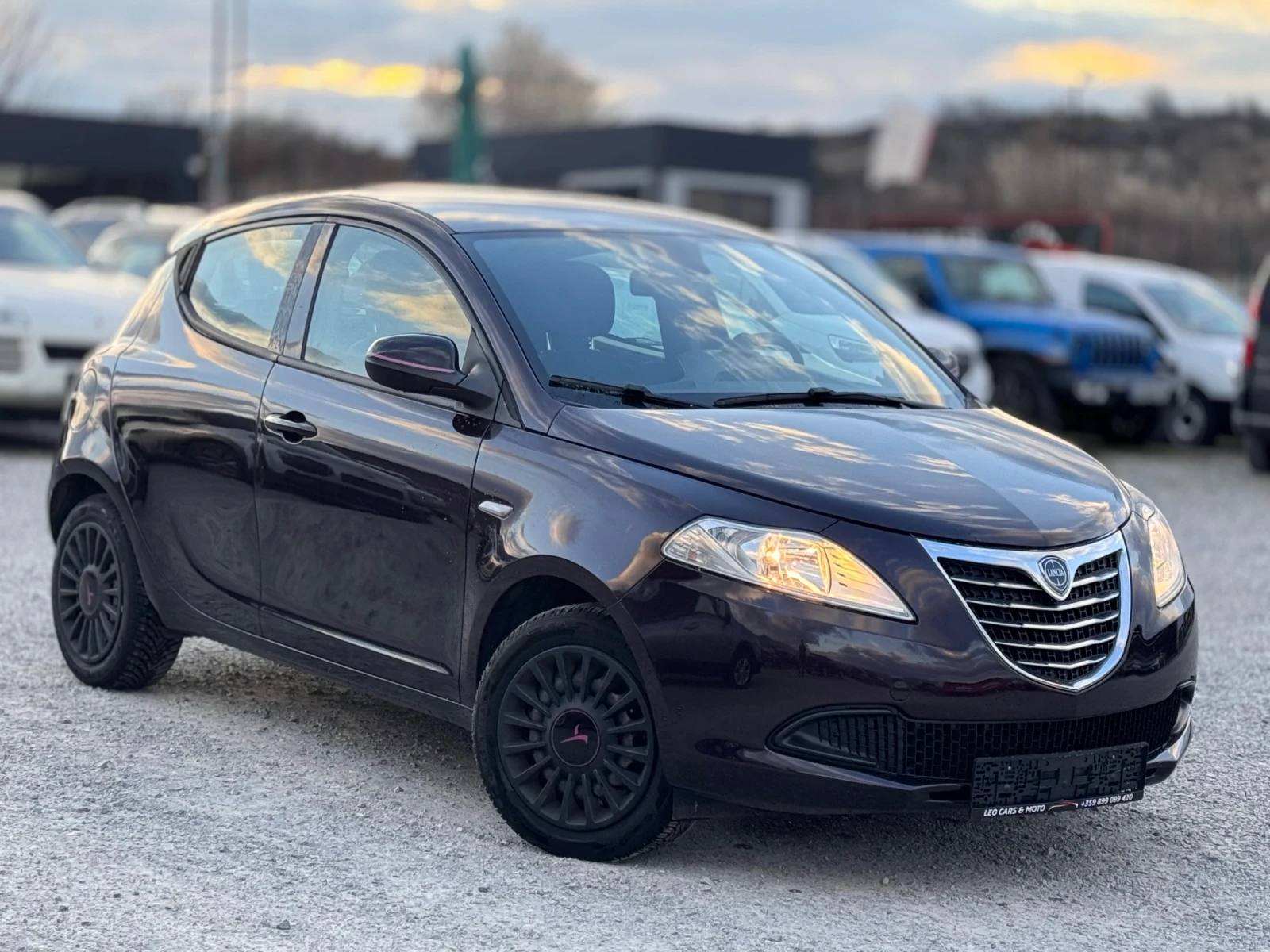 Lancia Ypsilon 1.3i/EURO 6B/EDITION, снимка 3 - Автомобили и джипове - 53990578
