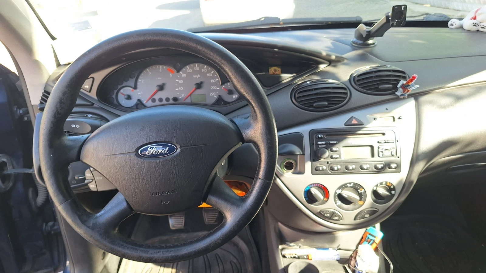 Ford Focus 1.8tdci, снимка 6 - Автомобили и джипове - 54382803