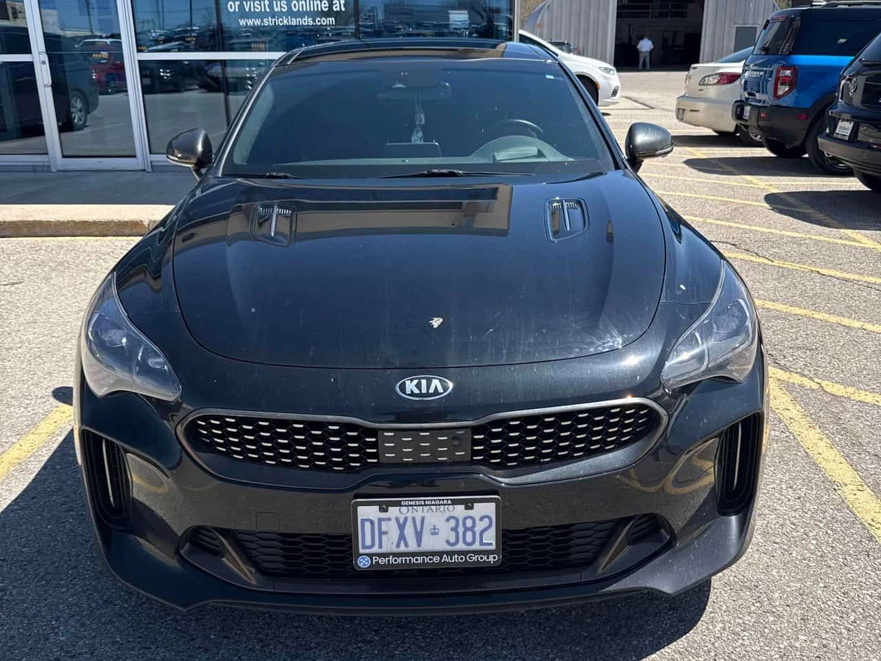 Kia Stinger  | GT Limited | HEAD-UP | PANO | RED INT , снимка 3 - Автомобили и джипове - 54425323