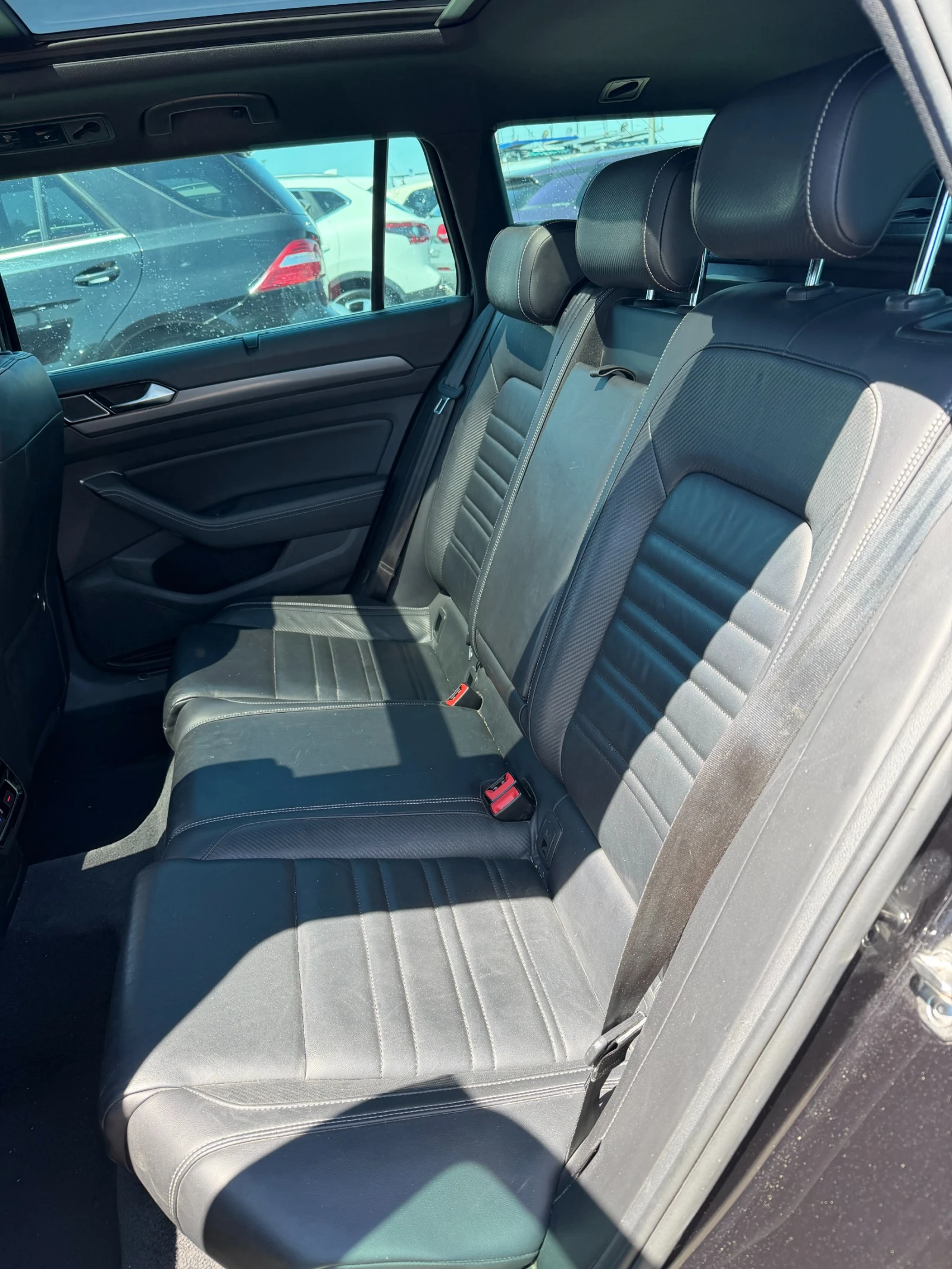 VW Passat 2.0TDI 4MOTION PANORAMA/KOJA/NAVI EURO 6, снимка 10 - Автомобили и джипове - 55475388