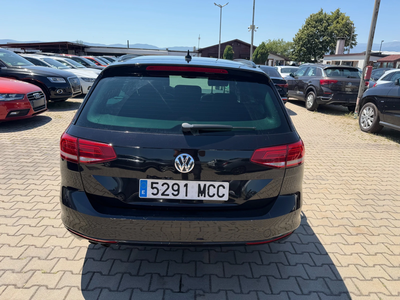 VW Passat 2.0TDI 4MOTION PANORAMA/KOJA/NAVI EURO 6, снимка 7 - Автомобили и джипове - 55475388