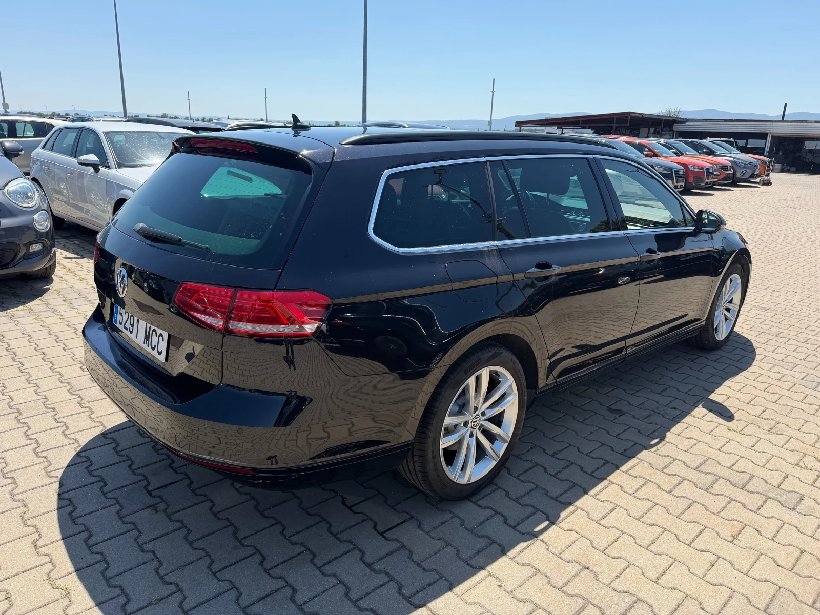 VW Passat 2.0TDI 4MOTION PANORAMA/KOJA/NAVI EURO 6, снимка 6 - Автомобили и джипове - 55475388