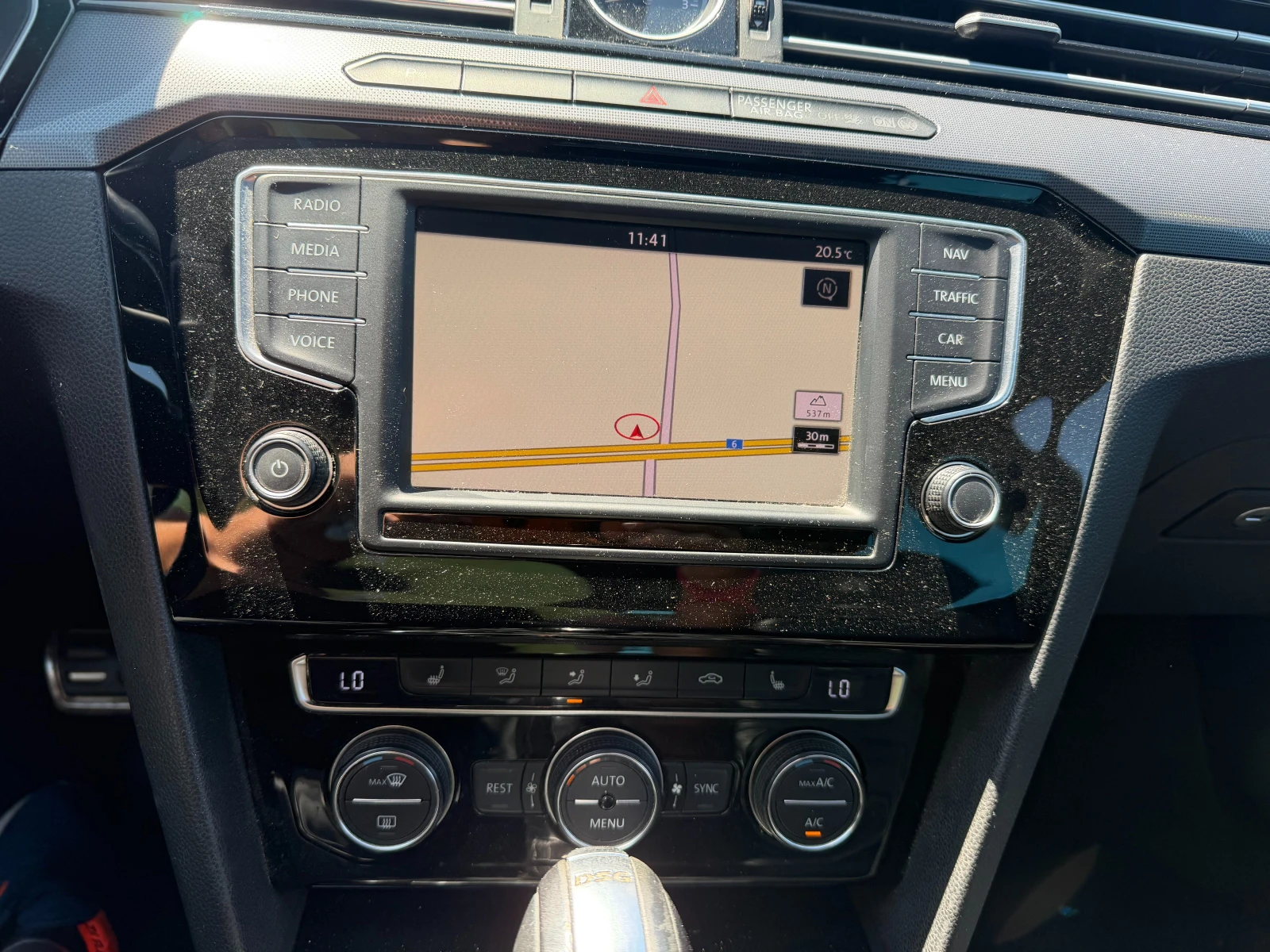 VW Passat 2.0TDI 4MOTION PANORAMA/KOJA/NAVI EURO 6, снимка 15 - Автомобили и джипове - 55475388