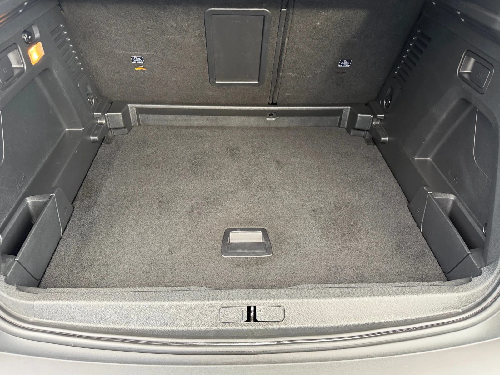 Peugeot 3008 1.5 AVT LED KAMERA , снимка 11 - Автомобили и джипове - 55750921