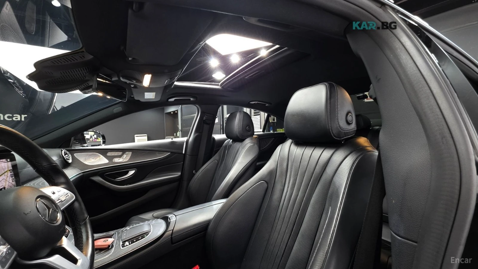 Mercedes-Benz CLS 450 4MATIC* AMG* ПОДГРЕВ* ОБДУХВАНЕ* 360* BURMESTER* P, снимка 15 - Автомобили и джипове - 55899266