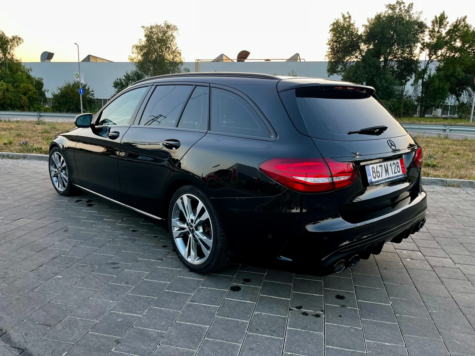 Mercedes-Benz C 400 9G-TRONIC 4MATIC, снимка 13 - Автомобили и джипове - 56049239