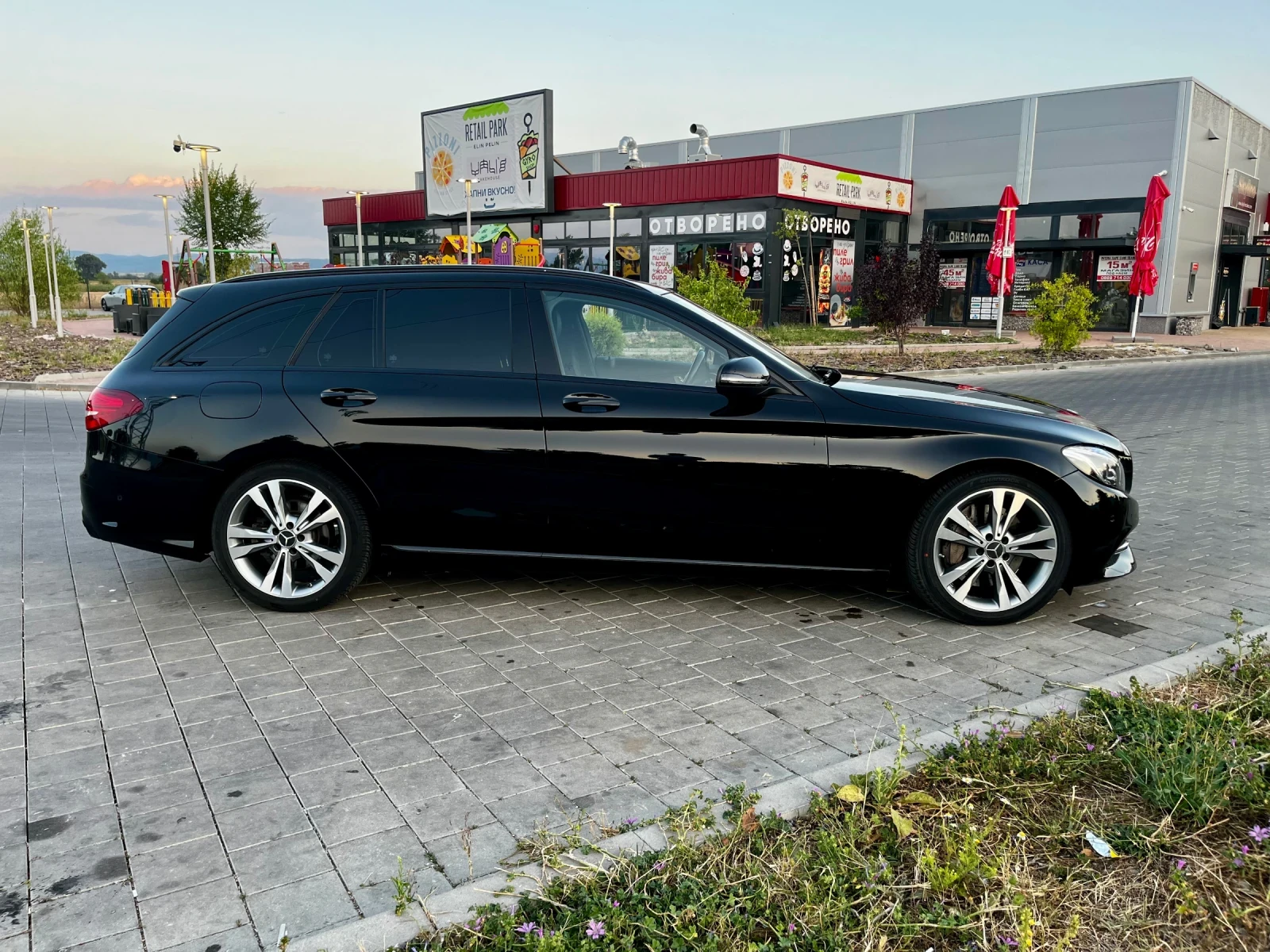 Mercedes-Benz C 400 9G-TRONIC 4MATIC, снимка 3 - Автомобили и джипове - 56049239