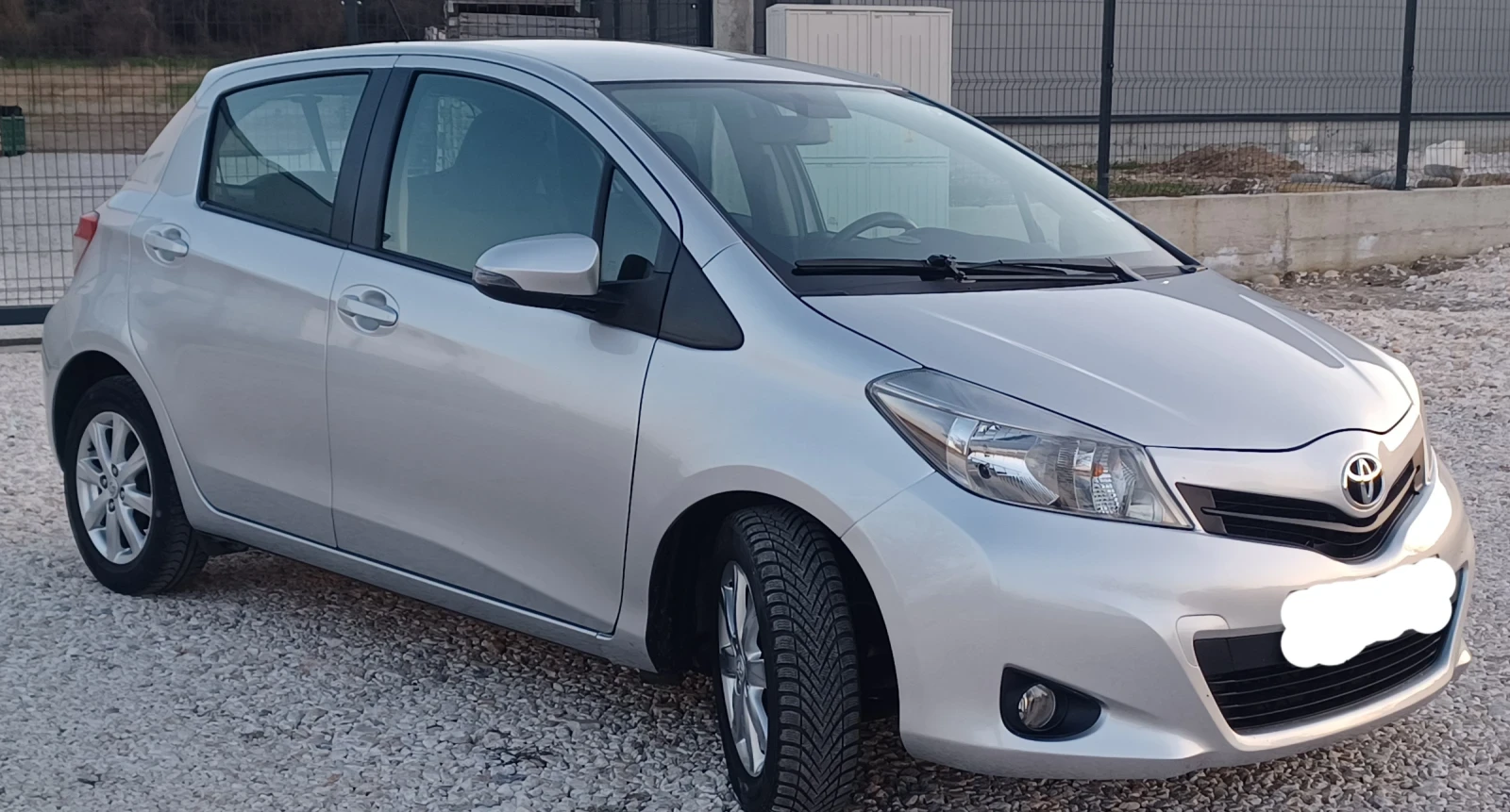 Toyota Yaris 1.4 D-4D, снимка 2 - Автомобили и джипове - 56201755