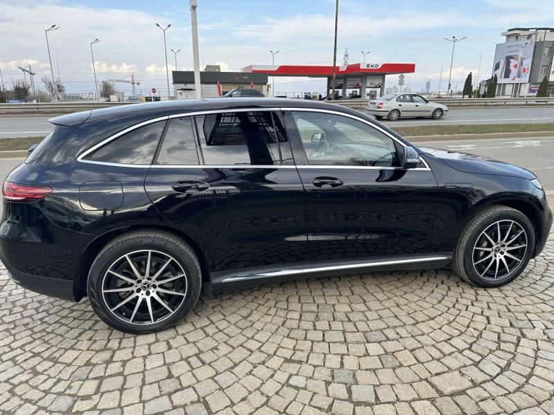 Mercedes-Benz EQC EQC400/4MATIC AMG Distronik,BURMESTER,8000.Км!!!, снимка 5 - Автомобили и джипове - 44687400