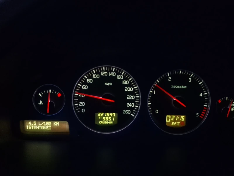 Volvo Xc90, снимка 8 - Автомобили и джипове - 51740854