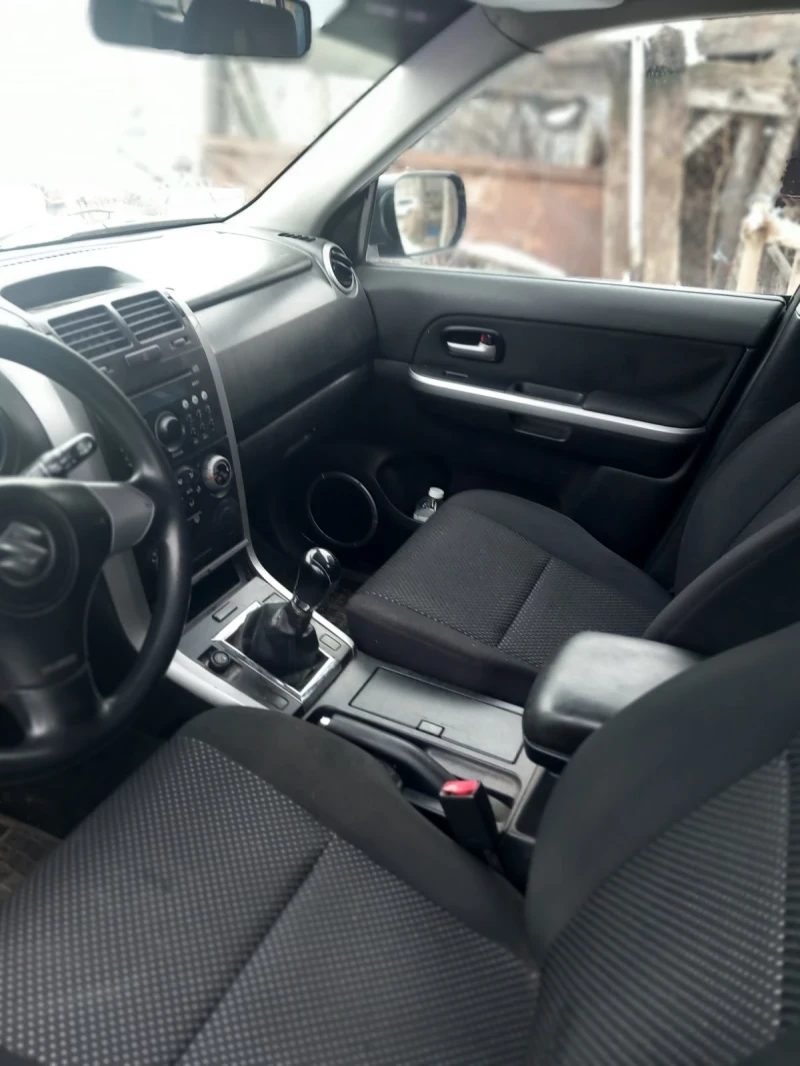Suzuki Grand vitara, снимка 5 - Автомобили и джипове - 53400232