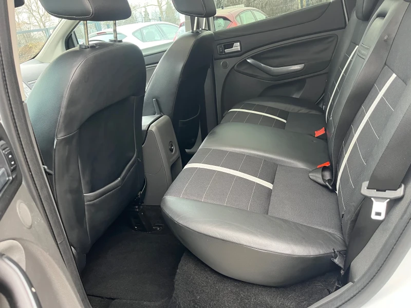 Ford Kuga 2.0 Titanium, снимка 9 - Автомобили и джипове - 53439079