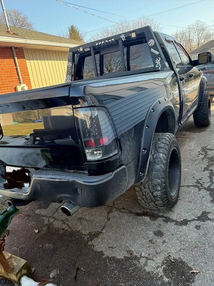 Dodge RAM 1500 * 5.7* HEMI* SPORT* 4X4*  - изображение 5