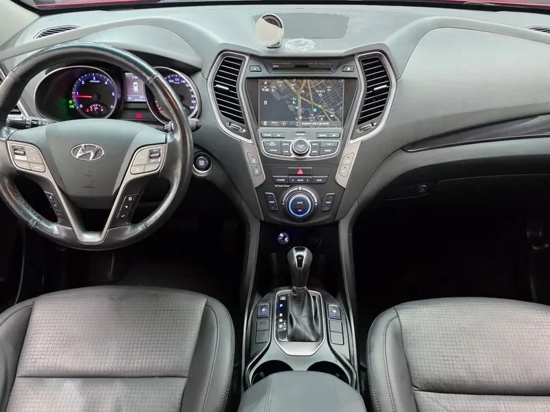 Hyundai Santa fe 2.0 2wd premium, снимка 7 - Автомобили и джипове - 55844202