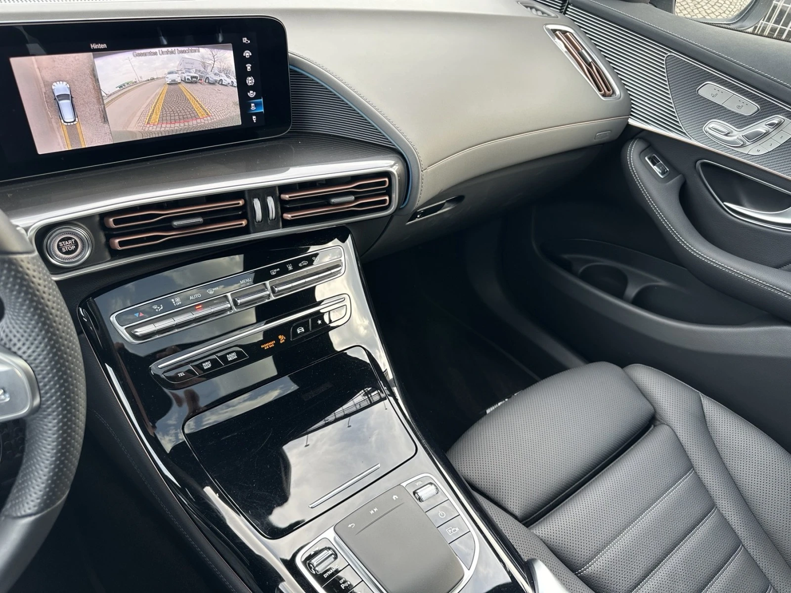 Mercedes-Benz EQC EQC400/4MATIC AMG Distronik, BURMESTER, 8000.!!! | Mobile.bg   12