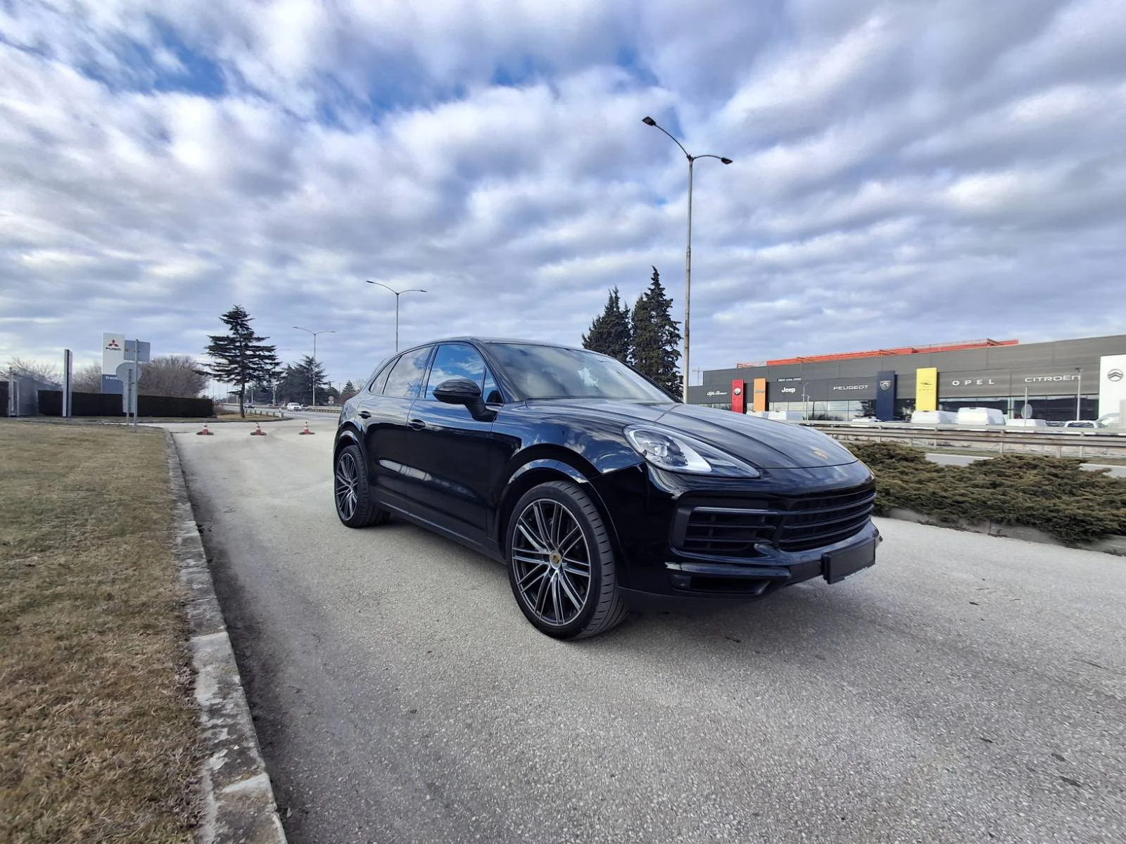 Porsche Cayenne S - изображение 2