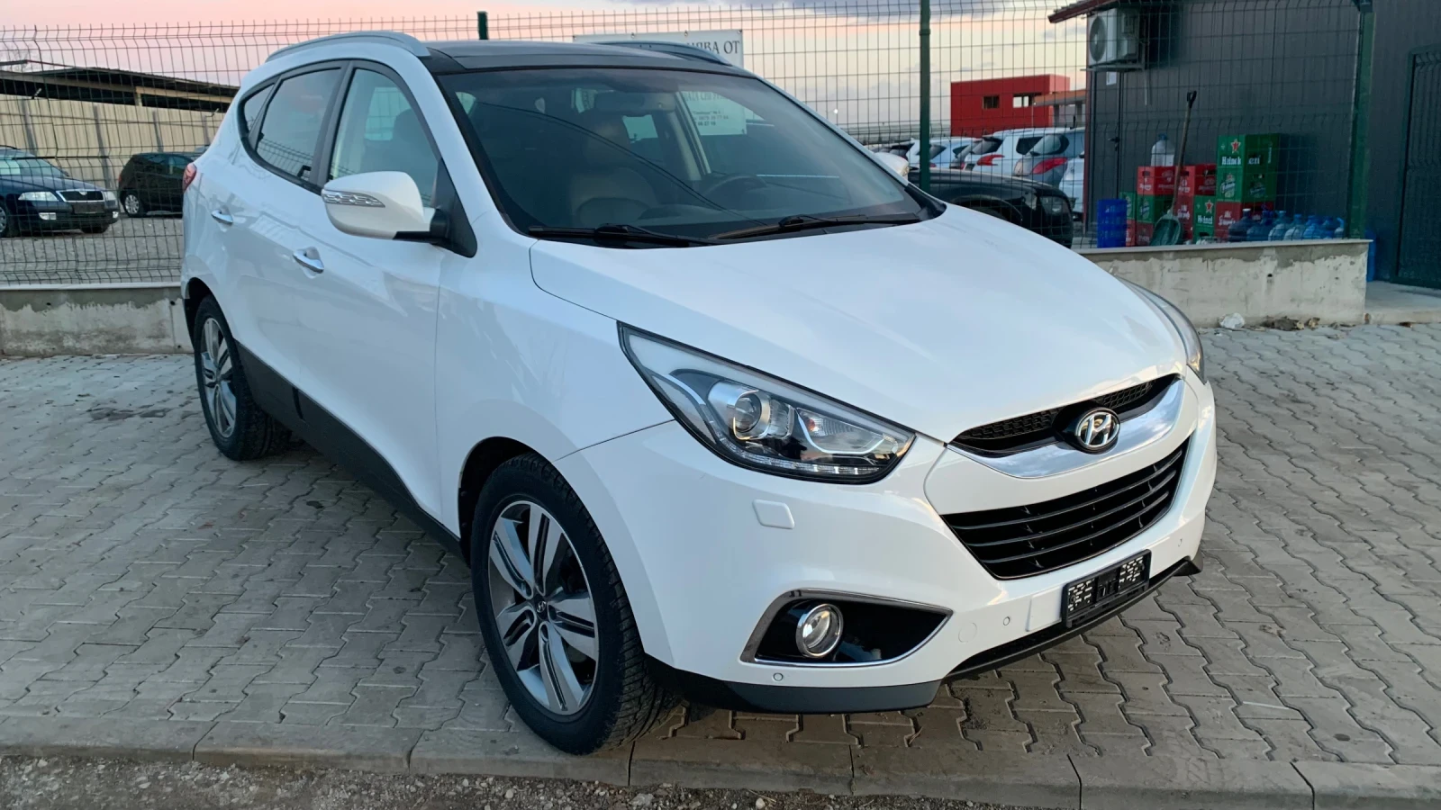 Hyundai IX35 2.0CRDI* 184HP* 4X4* Швейцария - изображение 3