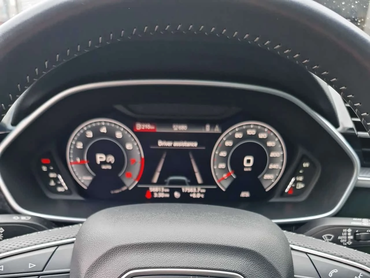 Audi Q3 * Progressiv * CARFAX * ПАНОРАМА * KEYLESS - изображение 8