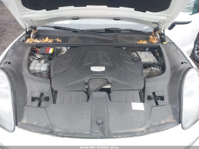 Porsche Cayenne 3.0l, снимка 10 - Автомобили и джипове - 53896630