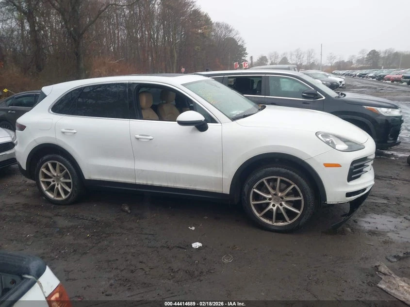 Porsche Cayenne 3.0l, снимка 13 - Автомобили и джипове - 53896630