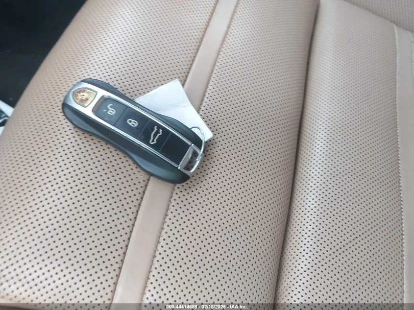 Porsche Cayenne 3.0l, снимка 11 - Автомобили и джипове - 53896630