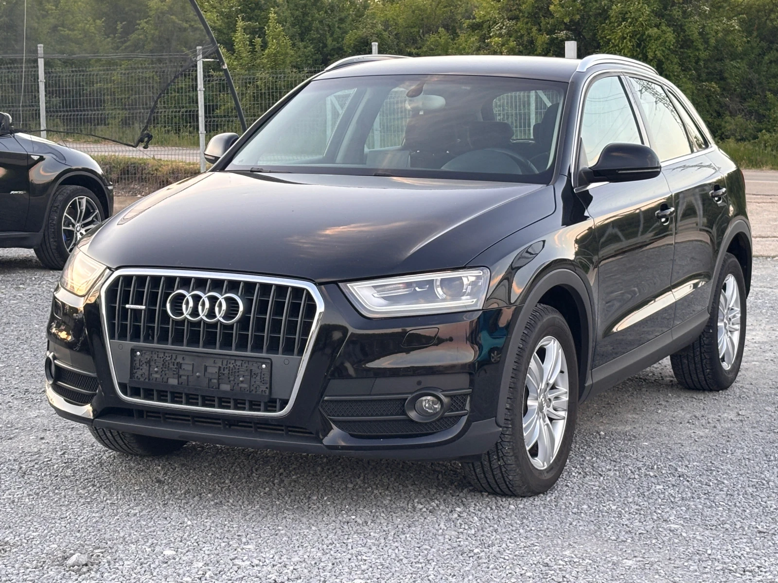 Audi Q3 2.0 TDI / Автомат, снимка 2 - Автомобили и джипове - 54417599