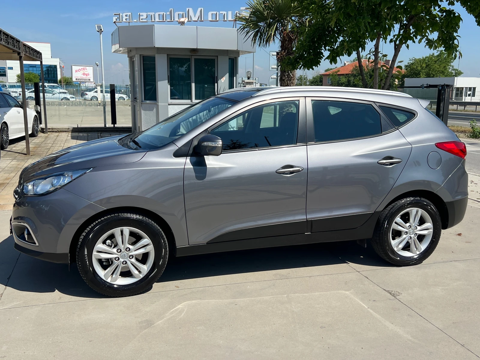 Hyundai IX35 1.6i, 119000км! СЕРВИЗНА ИСТОРИЯ!, снимка 7 - Автомобили и джипове - 54854720
