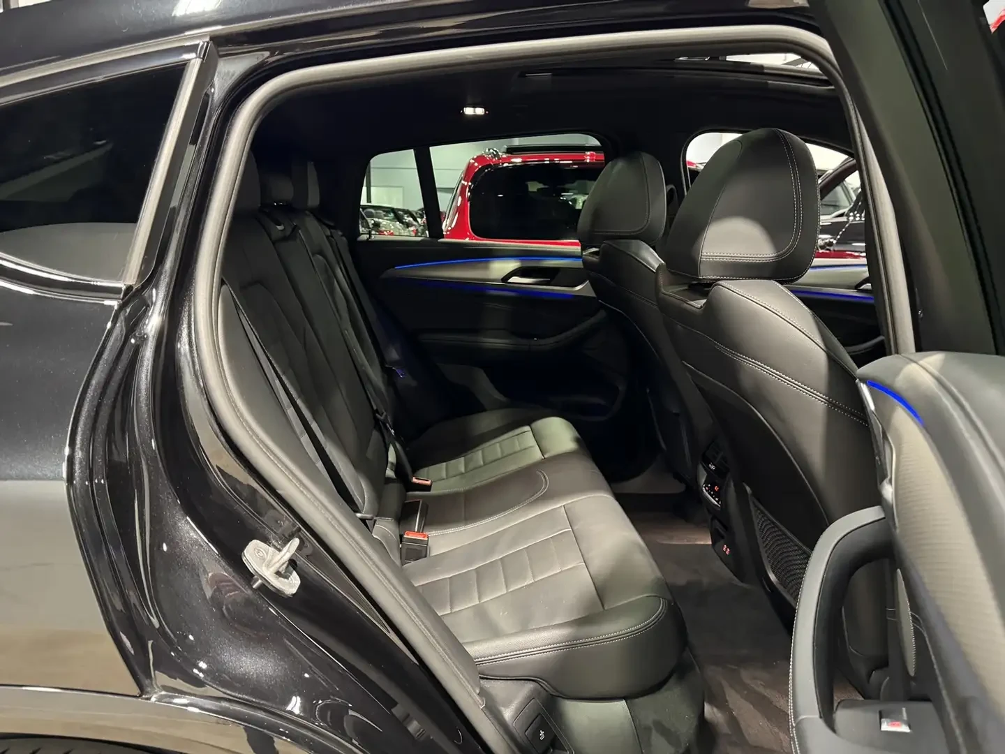 BMW X4 xDrive40i, снимка 17 - Автомобили и джипове - 55145394