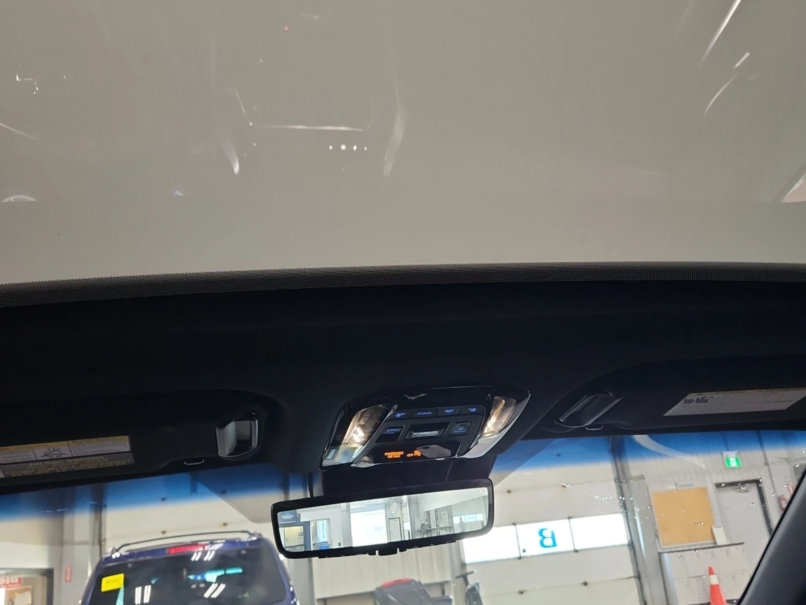 Toyota Venza LIMITED * HEAD UP * ВЕНТИЛАЦИЯ * BLIND SPOT * 360 , снимка 11 - Автомобили и джипове - 55305283