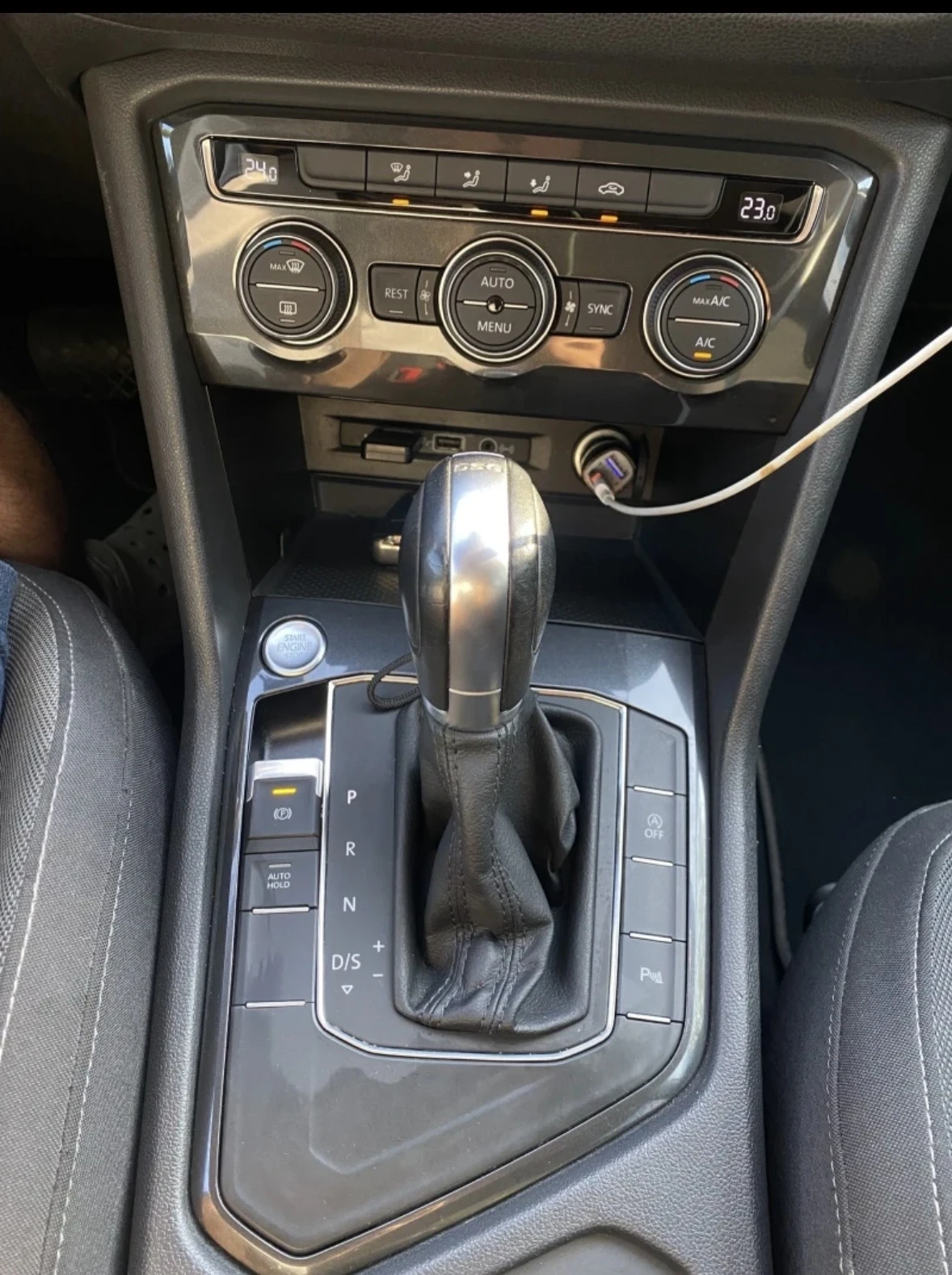 VW Tiguan 2.0 TDI ALLSPACE, снимка 10 - Автомобили и джипове - 55668129