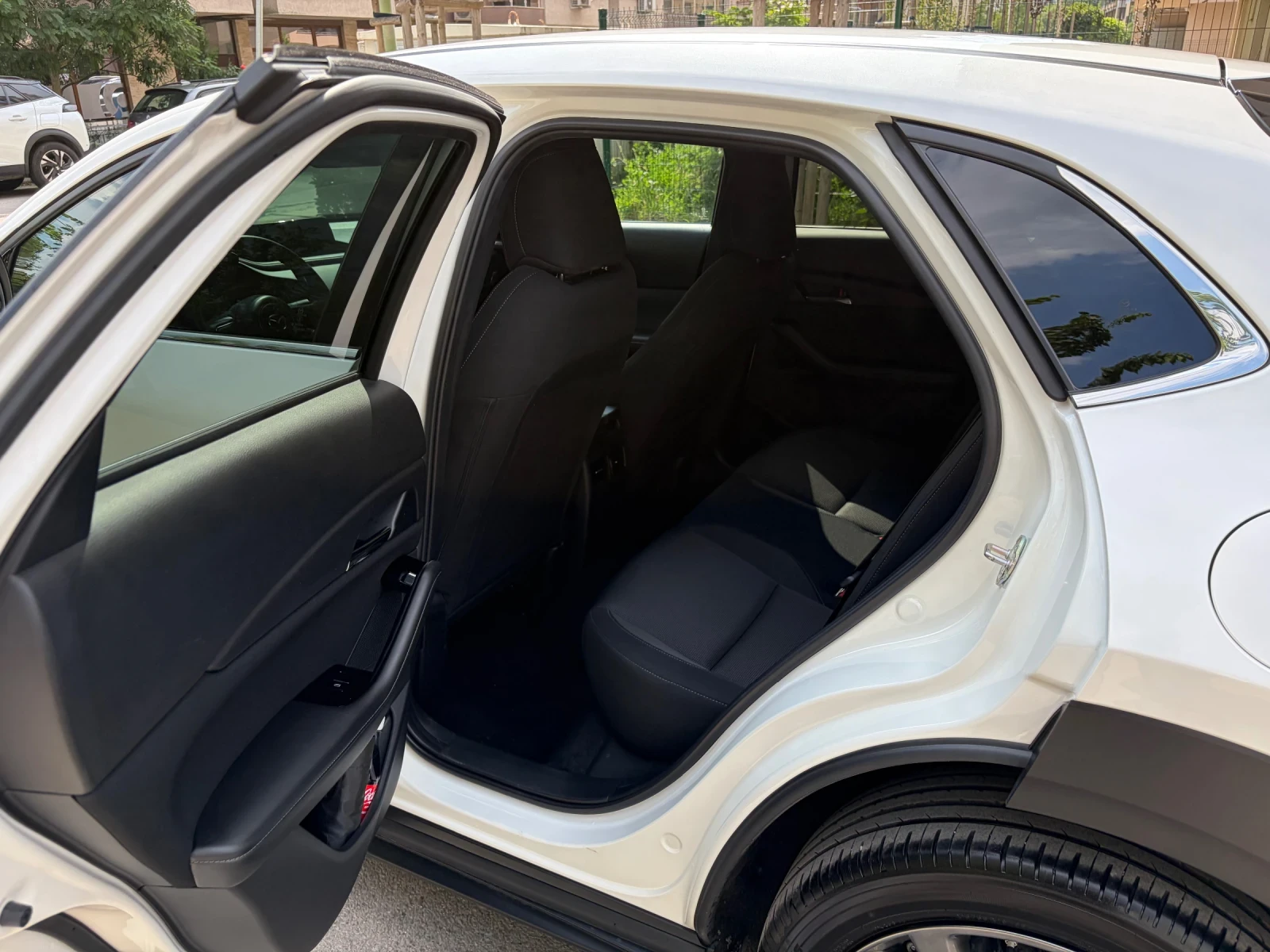 Mazda CX-30 2.0 eSkyactiv X 186кс Exclusive line-гаранция 2030, снимка 9 - Автомобили и джипове - 55761997