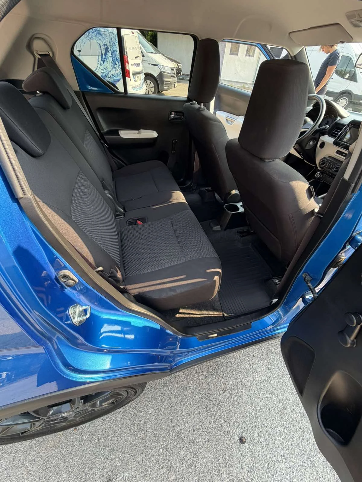 Suzuki Ignis, снимка 7 - Автомобили и джипове - 56073612