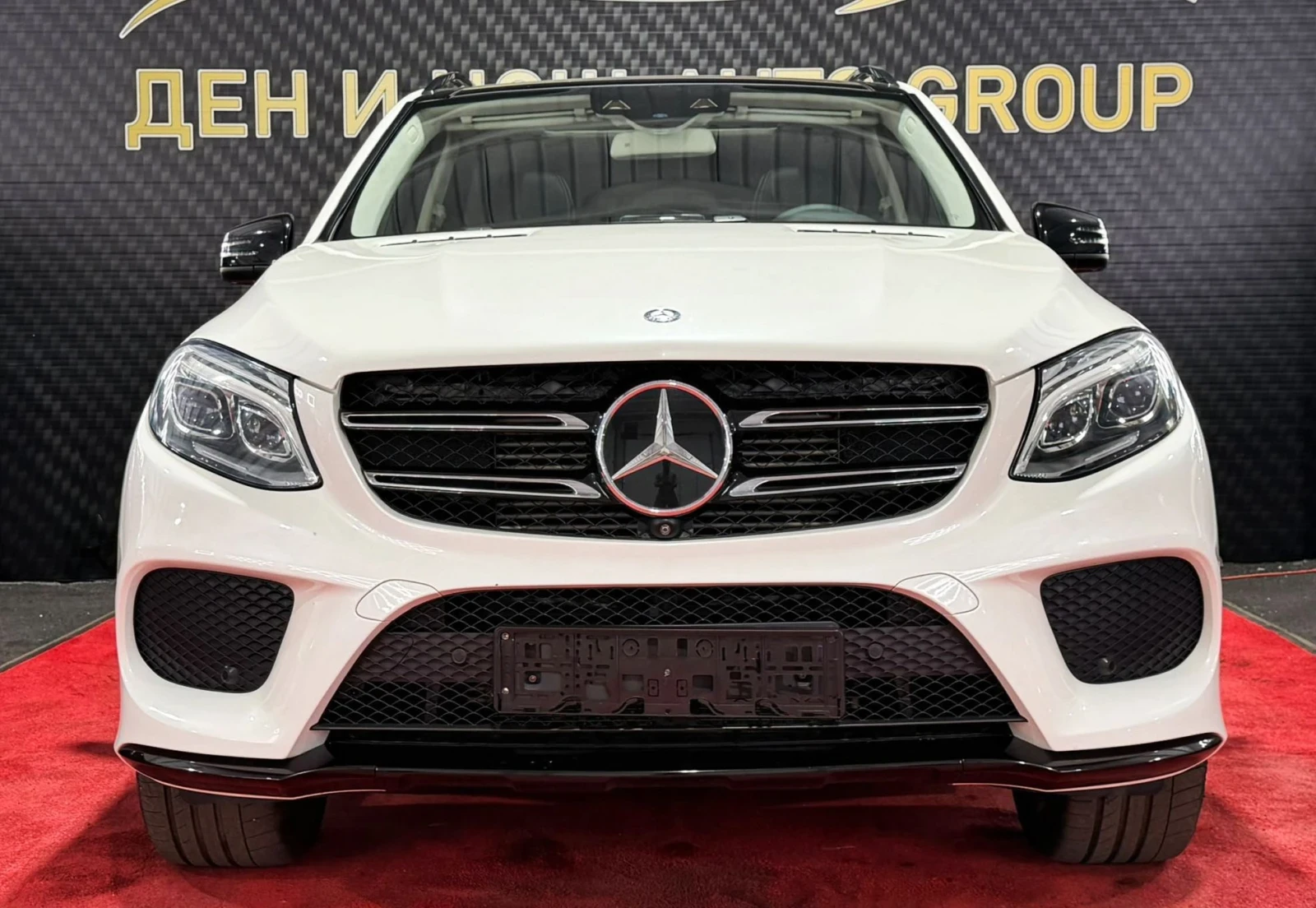 Mercedes-Benz GLE 350 Mercedes-Benz GLE 350d 4MATIC AMG Line / DESIGNO /, снимка 3 - Автомобили и джипове - 56117083