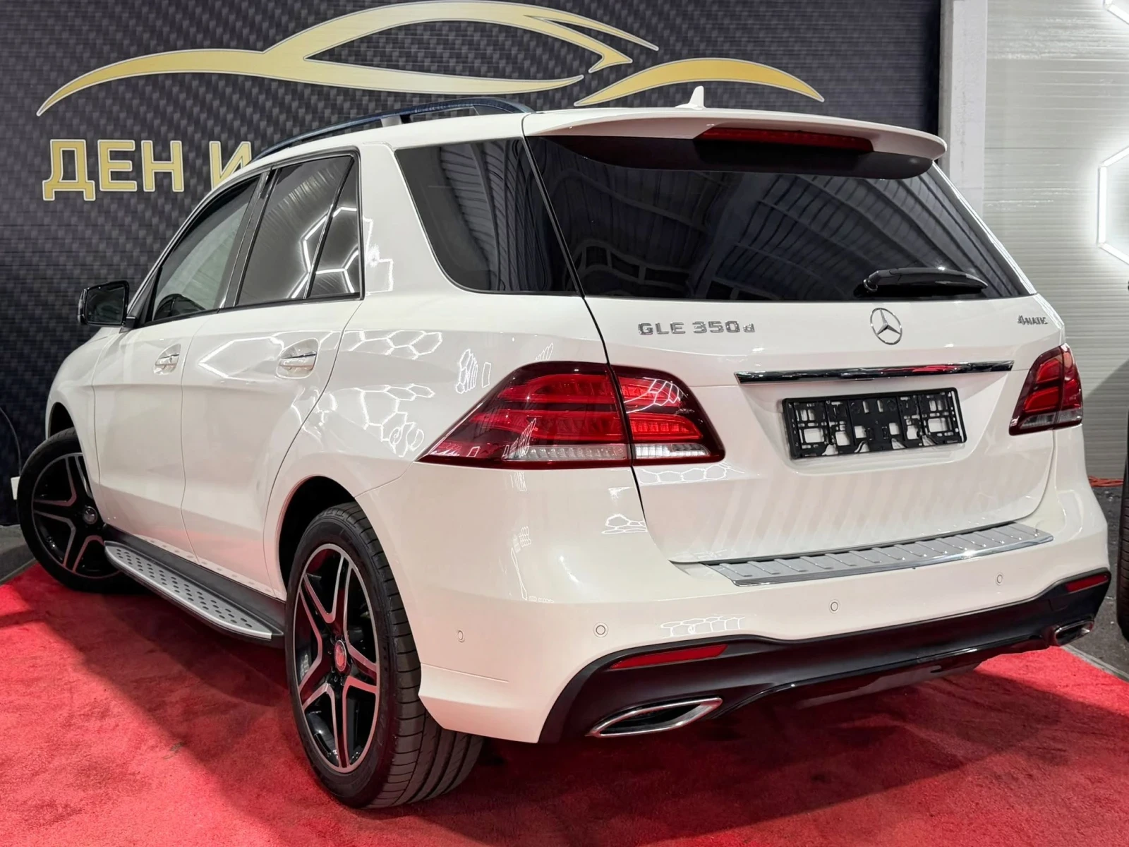Mercedes-Benz GLE 350 Mercedes-Benz GLE 350d 4MATIC AMG Line / DESIGNO /, снимка 5 - Автомобили и джипове - 56117083