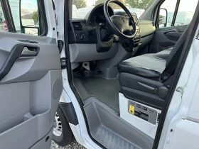 Mercedes-Benz Sprinter 311 клима-печка-9места, снимка 6