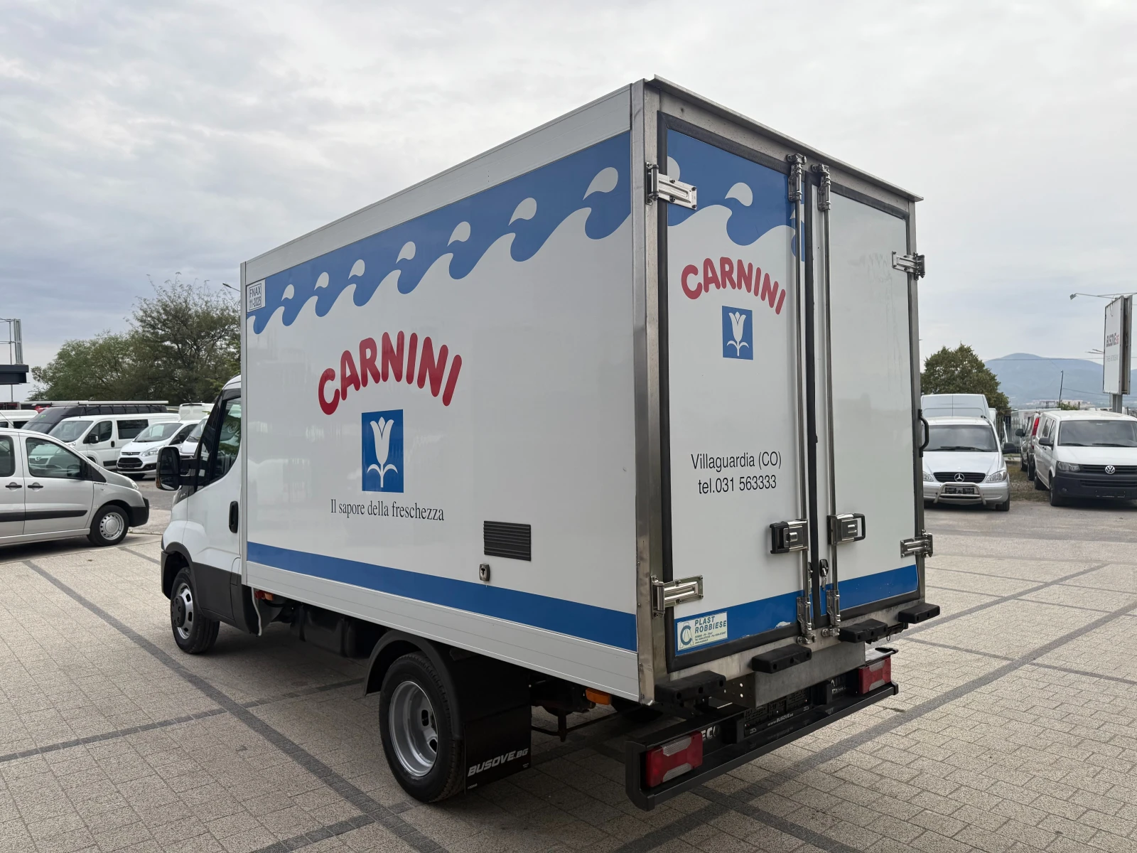 Iveco Daily 35-150 3.0HPI до 3.5т. Хладилен+ ток  - изображение 6