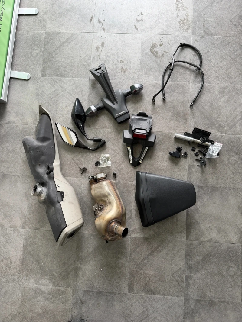 Honda Cb 1000R | налични 3 броя | Възможен лизинг, снимка 17 - Мотоциклети и мототехника - 52648392