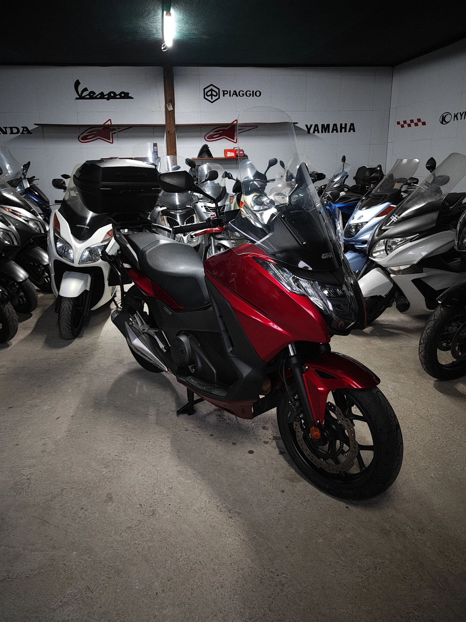 Honda Integra 750i traction control , снимка 6 - Мотоциклети и мототехника - 54727536