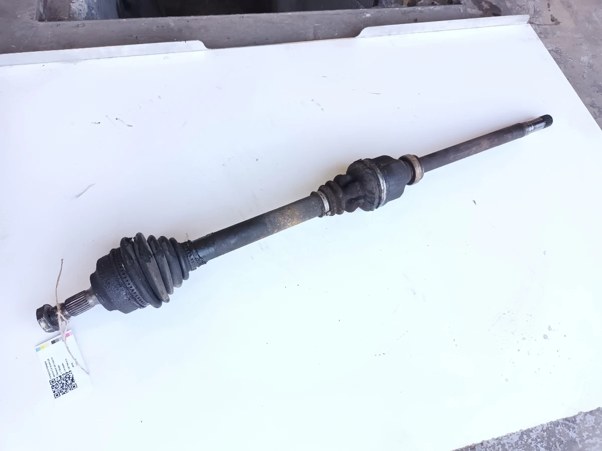 �������� ������ ����� ������� �4 ������ ��������� 1.6��� | Mobile.bg � ����������� 1