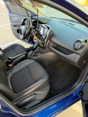 Renault Clio MOSCHINO, снимка 12