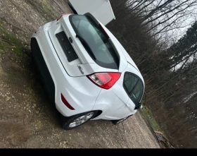 Ford Fiesta 1.5 tdci Titanium, снимка 3