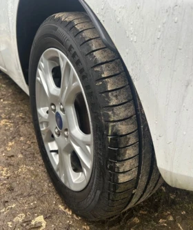 Ford Fiesta 1.5 tdci Titanium, снимка 9
