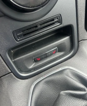 Ford Fiesta 1.5 tdci Titanium, снимка 6